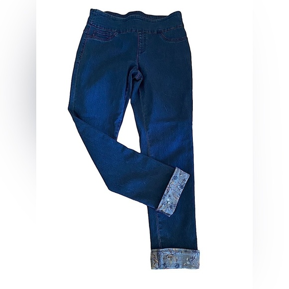 CACTUS PEARL Floral Cuffed Blue Jeans Pull-On Women’s Size Medium - Picture 1 of 7